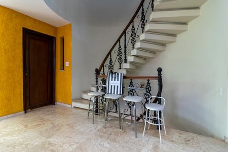 Casa à venda com 450m², 5 quartos e 6 vagasHall de entrada