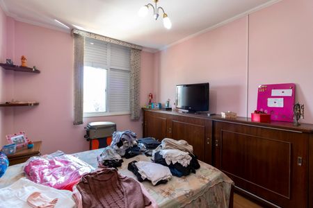 Casa à venda com 450m², 5 quartos e 6 vagasSuíte 2