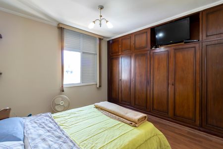 Casa à venda com 450m², 5 quartos e 6 vagasSuíte 3