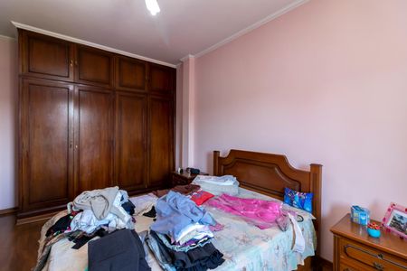 Casa à venda com 450m², 5 quartos e 6 vagasSuíte 2