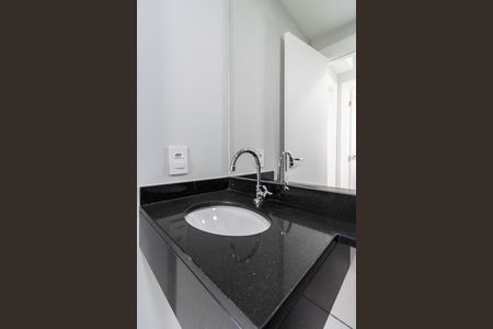 Apartamento à venda com 40m², 2 quartos e 1 vaga Apartamento à venda com 40m², 2 quartos e 1 vagaBanheiro Social