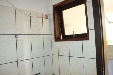 Casa de condomínio para alugar com 253m², 5 quartos e 2 vagasBanheiro Social