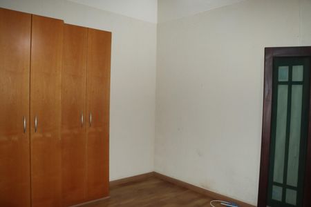 Casa de condomínio para alugar com 253m², 5 quartos e 2 vagasSuíte