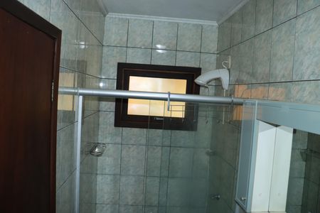 Casa de condomínio para alugar com 253m², 5 quartos e 2 vagasBanheiro Suíte