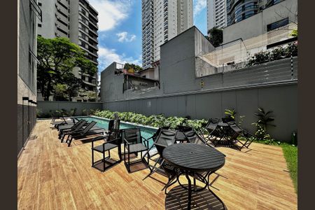 Apartamento à venda com 27m², 1 quarto e sem vagaPiscina