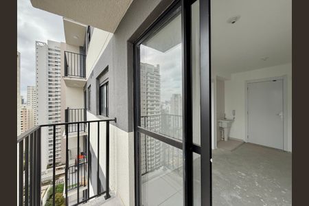 Apartamento à venda com 27m², 1 quarto e sem vagaSacada