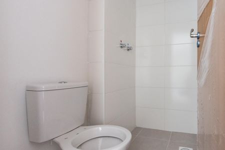Apartamento para alugar com 36m², 2 quartos e sem vaga Apartamento para alugar com 36m², 2 quartos e sem vagaBanheiro