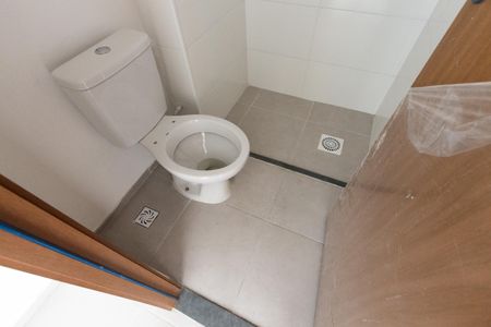 Apartamento para alugar com 36m², 2 quartos e sem vaga Apartamento para alugar com 36m², 2 quartos e sem vagaBanheiro