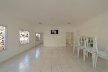Apartamento para alugar com 50m², 2 quartos e 1 vaga Apartamento para alugar com 50m², 2 quartos e 1 vagaÁrea comum - Salão de Festas