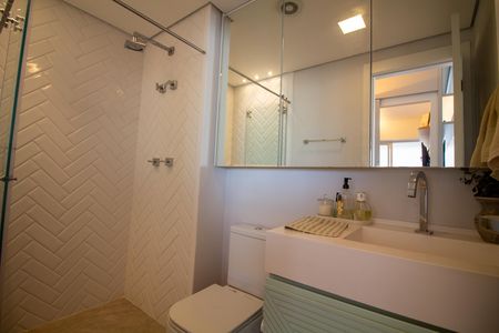 Apartamento à venda com 70m², 2 quartos e 1 vaga Apartamento à venda com 70m², 2 quartos e 1 vagaBanheiro