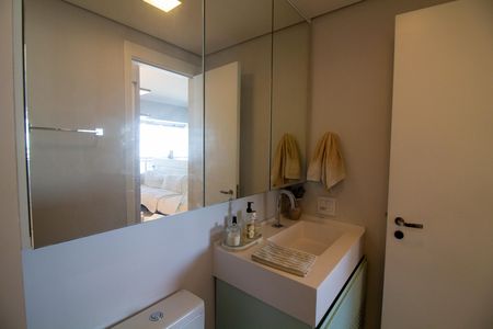 Apartamento à venda com 70m², 2 quartos e 1 vaga Apartamento à venda com 70m², 2 quartos e 1 vagaBanheiro