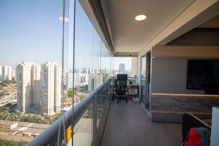 Apartamento à venda com 70m², 2 quartos e 1 vaga Apartamento à venda com 70m², 2 quartos e 1 vagaVaranda