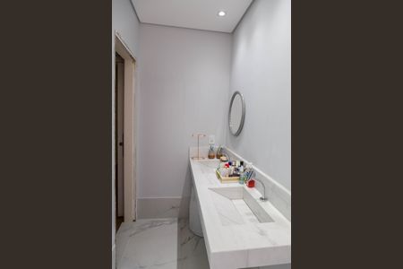 Casa para alugar com 289m², 5 quartos e 3 vagasBanheiro da Suíte 1