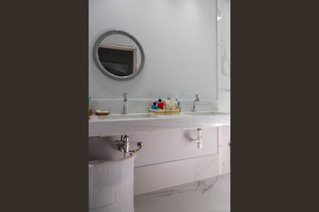 Casa para alugar com 289m², 5 quartos e 3 vagasBanheiro da Suíte 1