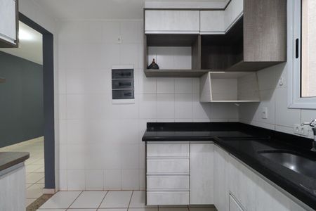 Casa de condomínio para alugar com 100m², 3 quartos e 3 vagas Casa de condomínio para alugar com 100m², 3 quartos e 3 vagasCozinha