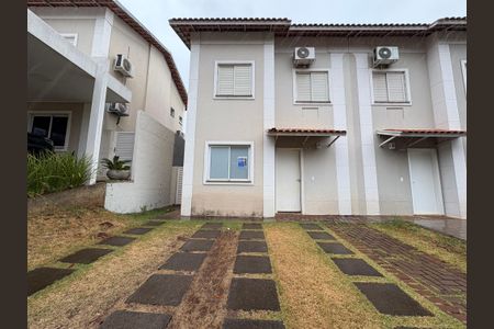 Casa de condomínio para alugar com 100m², 3 quartos e 3 vagas Casa de condomínio para alugar com 100m², 3 quartos e 3 vagasGaragem