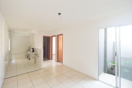 Sala de apartamento para alugar com 2 quartos, 48m² em Guaratiba, Rio de Janeiro
