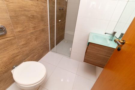 Apartamento à venda com 94m², 3 quartos e 2 vagas Apartamento à venda com 94m², 3 quartos e 2 vagasBanheiro