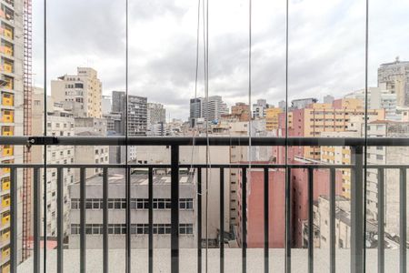 Varanda de kitnet/studio para alugar com 1 quarto, 26m² em República, São Paulo