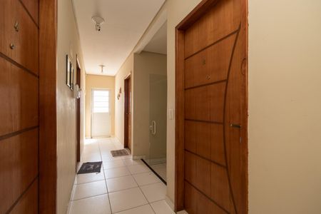 Studio para alugar com 28m², 1 quarto e sem vaga Studio para alugar com 28m², 1 quarto e sem vagaCorredor externo