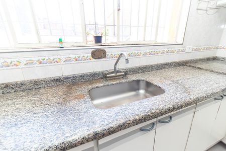 Casa à venda com 250m², 3 quartos e 3 vagasCozinha