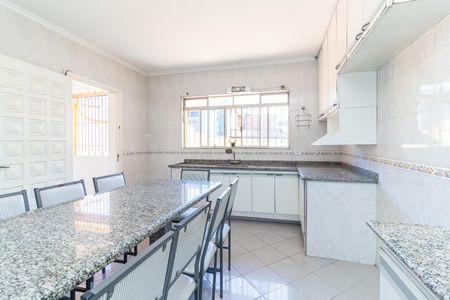 Casa à venda com 250m², 3 quartos e 3 vagasCozinha