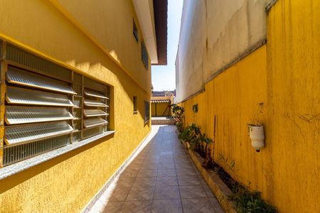 Casa à venda com 250m², 3 quartos e 3 vagasQuintal
