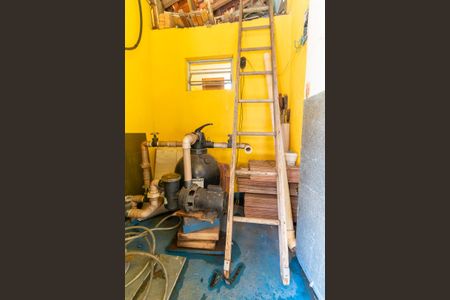 Casa à venda com 250m², 3 quartos e 3 vagasÁrea da bomba da piscina