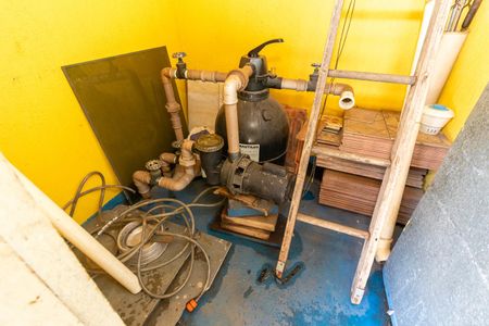 Casa à venda com 250m², 3 quartos e 3 vagasÁrea da bomba da piscina