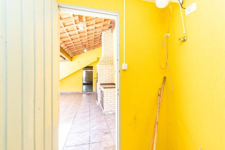 Casa à venda com 250m², 3 quartos e 3 vagasBanheiro da Piscina