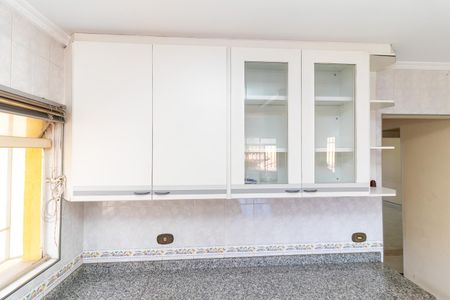 Casa à venda com 250m², 3 quartos e 3 vagasCozinha