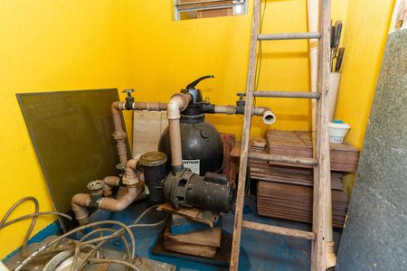 Casa à venda com 250m², 3 quartos e 3 vagasÁrea da bomba da piscina