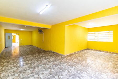 Casa à venda com 250m², 3 quartos e 3 vagasGaragem