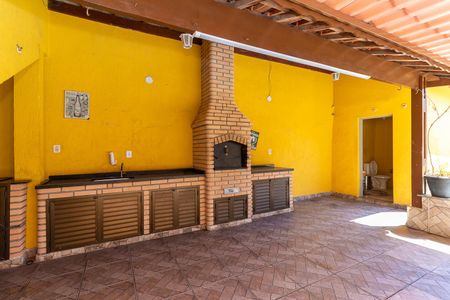 Casa à venda com 250m², 3 quartos e 3 vagasÁrea Gourmet