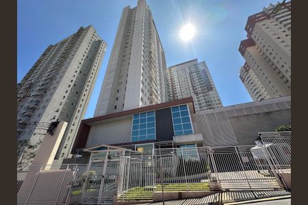 Apartamento à venda com 57m², 2 quartos e 1 vagaFachada e portaria