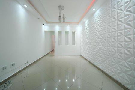 Sala de casa à venda com 3 quartos, 130m² em Jardim Cotinha, São Paulo