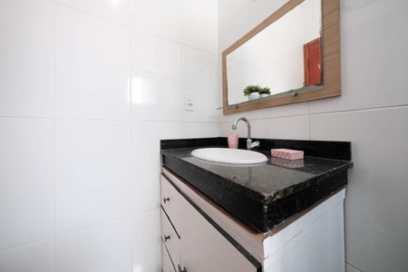 Casa à venda com 130m², 3 quartos e 2 vagasBanheiro da Suíte 