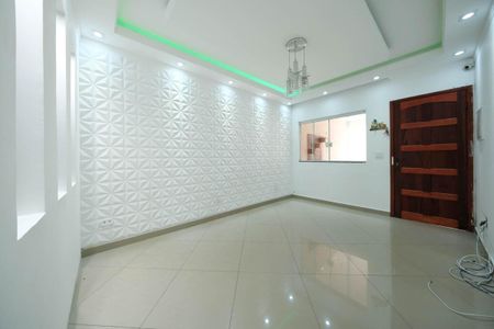 Casa à venda com 130m², 3 quartos e 2 vagasSala