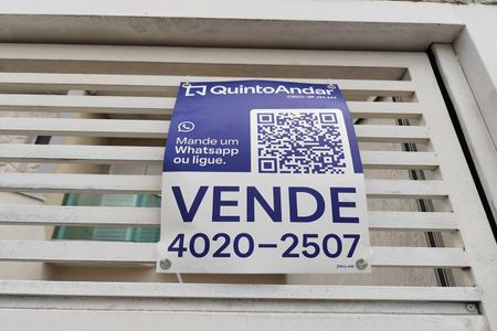 Casa à venda com 130m², 3 quartos e 2 vagas Casa à venda com 130m², 3 quartos e 2 vagasPlaca
