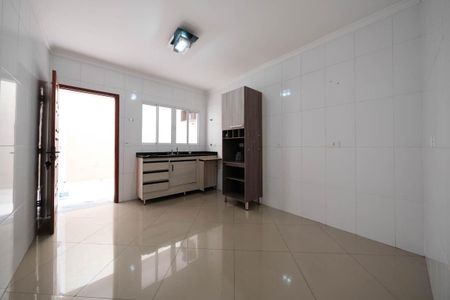 Casa à venda com 130m², 3 quartos e 2 vagasCozinha
