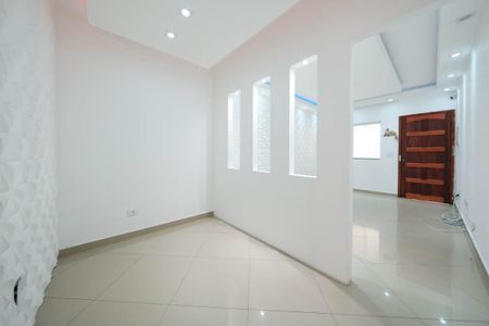 Casa à venda com 130m², 3 quartos e 2 vagasSala