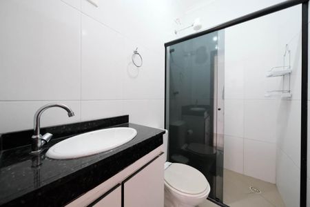 Casa à venda com 130m², 3 quartos e 2 vagasBanheiro
