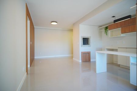 Sala de apartamento à venda com 3 quartos, 87m² em Passo D’areia, Porto Alegre