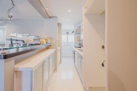 Apartamento à venda com 91m², 2 quartos e 2 vagasCozinha