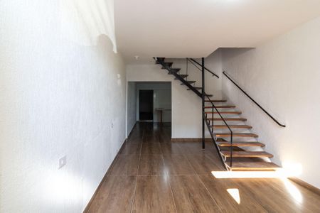 Sala de casa para alugar com 3 quartos, 139m² em Chácara Monte Alegre, São Paulo