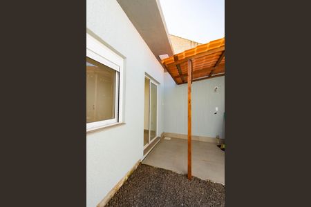 Casa à venda com 60m², 2 quartos e 2 vagas Casa à venda com 60m², 2 quartos e 2 vagasÁrea de Serviço