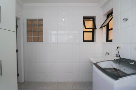 Apartamento para alugar com 230m², 4 quartos e 2 vagasÁrea de Serviço