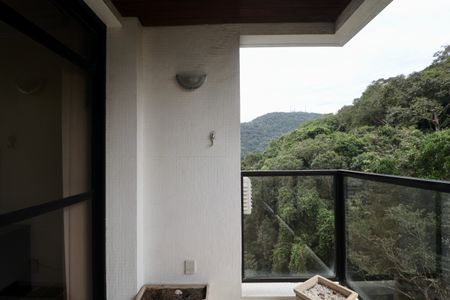 Varanda de apartamento para alugar com 4 quartos, 230m² em Centro, Guarujá