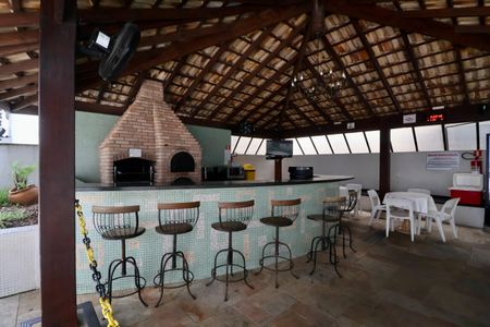 Apartamento para alugar com 230m², 4 quartos e 2 vagasÁrea comum - Churrasqueira