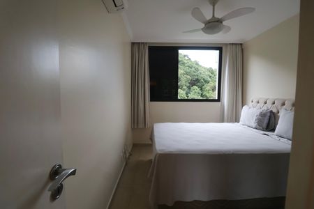 Apartamento para alugar com 230m², 4 quartos e 2 vagasQuarto 2